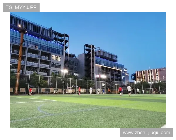 广州足球公园设计不同球迷主题区，布局运动培训与商务办公形成产业链